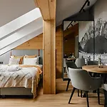 Tatra Nest - Apartamenty Z Jacuzzi I Spa * ביאלי דונאייק