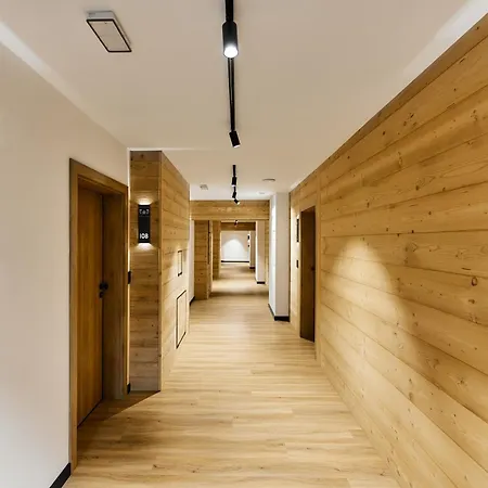 Tatra Nest - Jacuzzi, Sauna! Apartment *